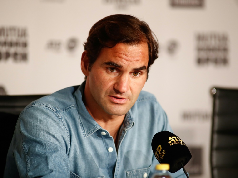 Federer kritisiert den kurzfristigen Preisaufschlag Federer kritisiert den kurzfristigen Preisaufschlag