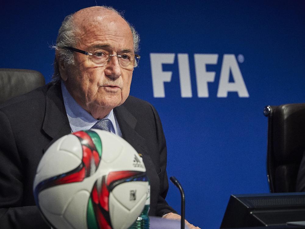 FIFA-Präsident Blatter weicht Rededuell aus FIFA-Präsident Blatter weicht Rededuell aus