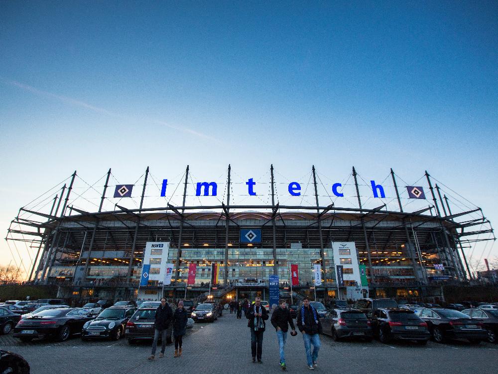 In Hamburg laufen die Abbau-Arbeiten des Stadionnamens