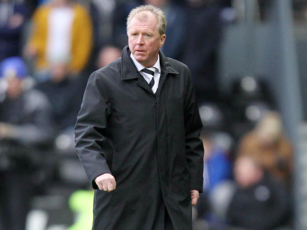 Derby County kündigt Vertrag von Steve McClaren