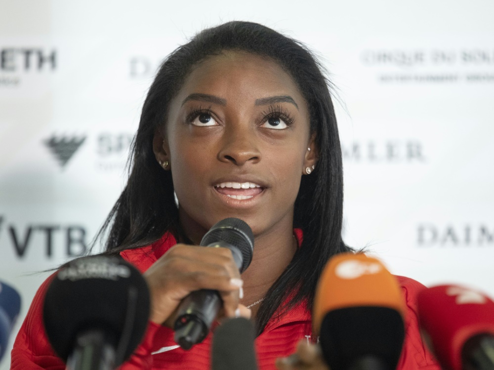 Simone Biles ist Rekord-Weltmeisterin im Kunstturnen Simone Biles ist Rekord-Weltmeisterin im Kunstturnen