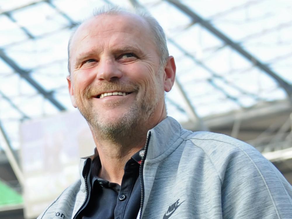 Frankfurts Trainer Schaaf bleibt gelassen
