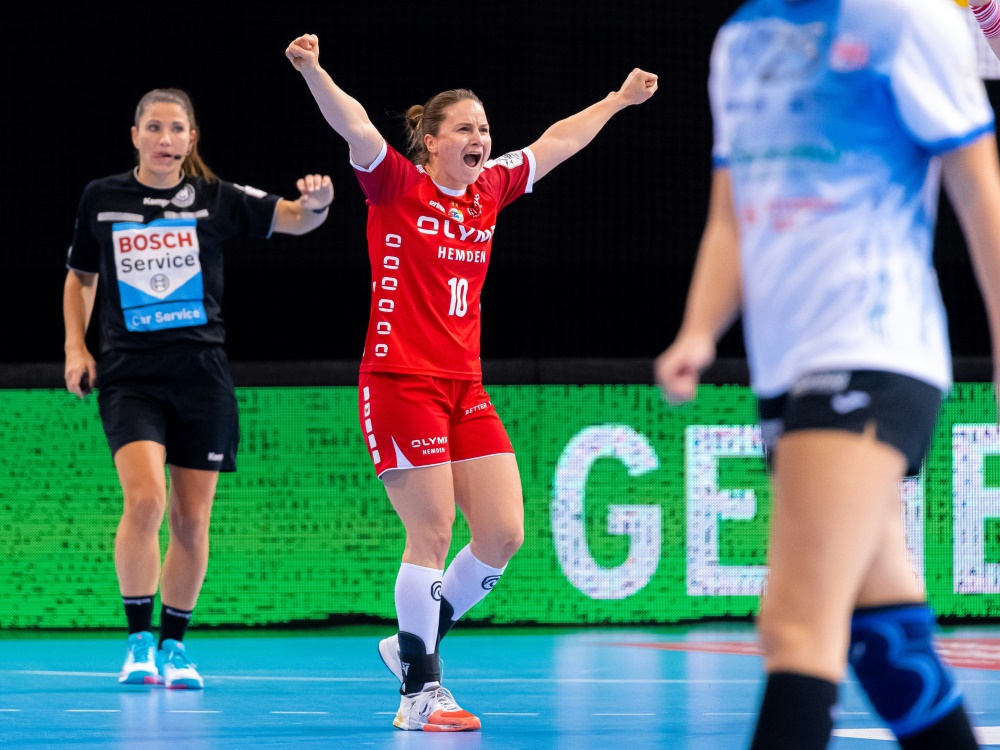 Bietigheim: Anna Loerper (m.) geht in ihre dritte Saison Bietigheim: Anna Loerper (m.) geht in ihre dritte Saison