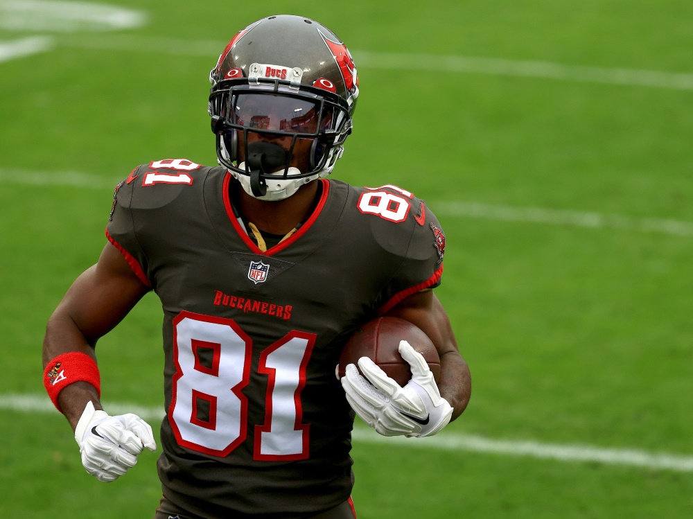 Antonio Brown fällt mit einer Knieverletzung aus Antonio Brown fällt mit einer Knieverletzung aus