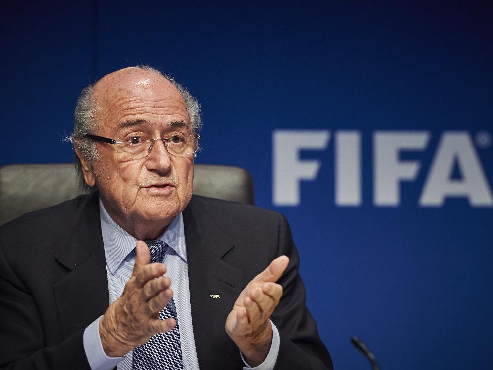 Sepp Blatter begrüßt die Untersuchungen der Behörden