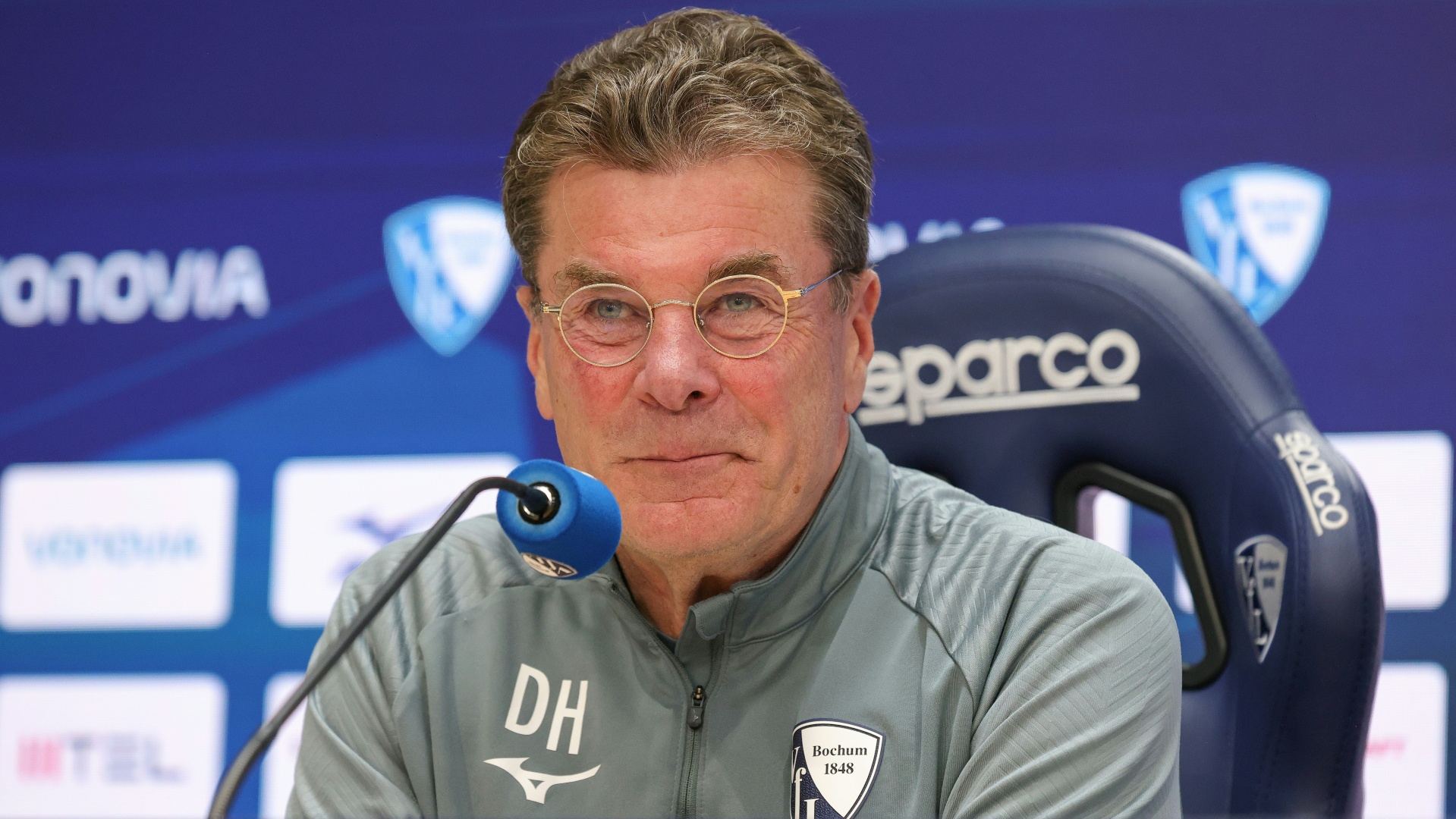 Dieter Hecking will den Klassenerhalt mit dem VfL Bochum Dieter Hecking will den Klassenerhalt mit dem VfL Bochum