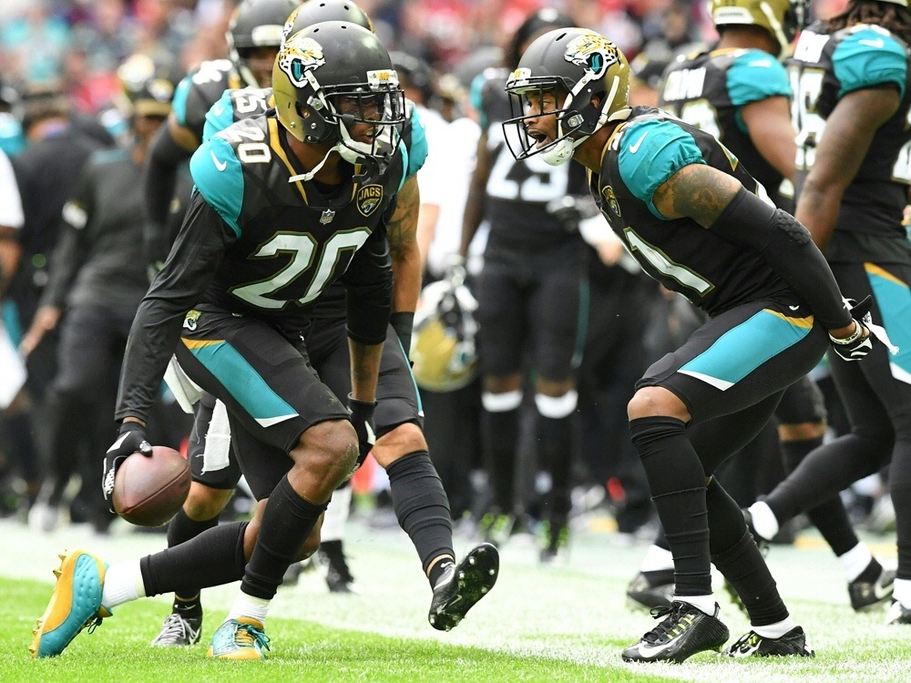 Jalen Ramsey (l.) legte einen bizarren Auftritt hin Jalen Ramsey (l.) legte einen bizarren Auftritt hin