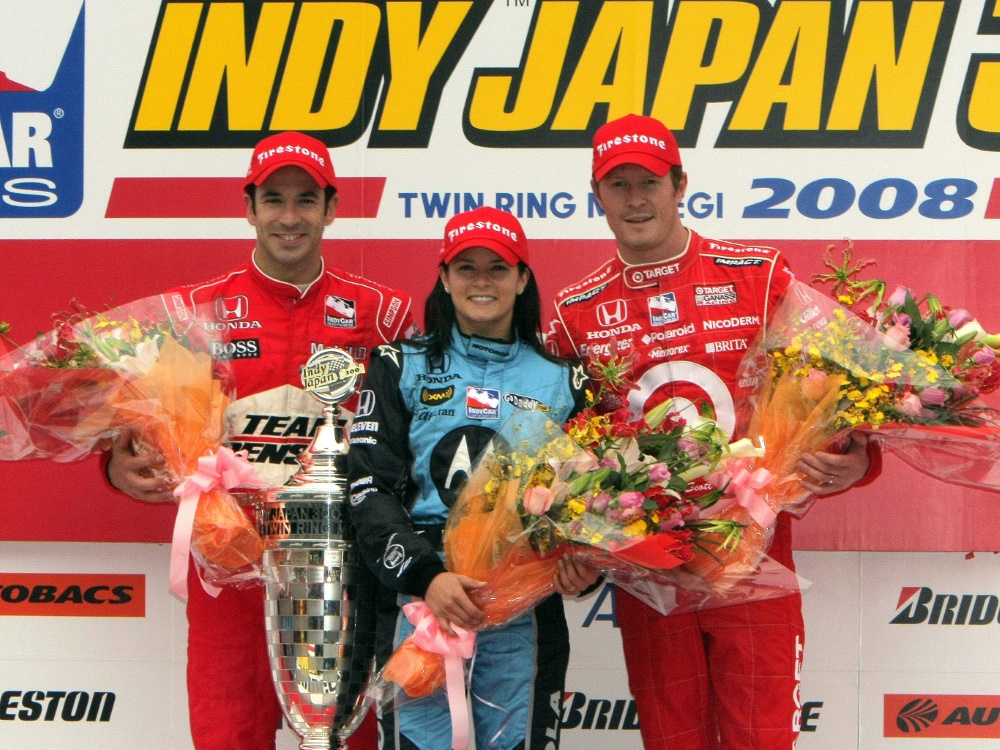 Danica Patrick (m.) schrieb 2008 Motorsport-Geschichte Danica Patrick (m.) schrieb 2008 Motorsport-Geschichte
