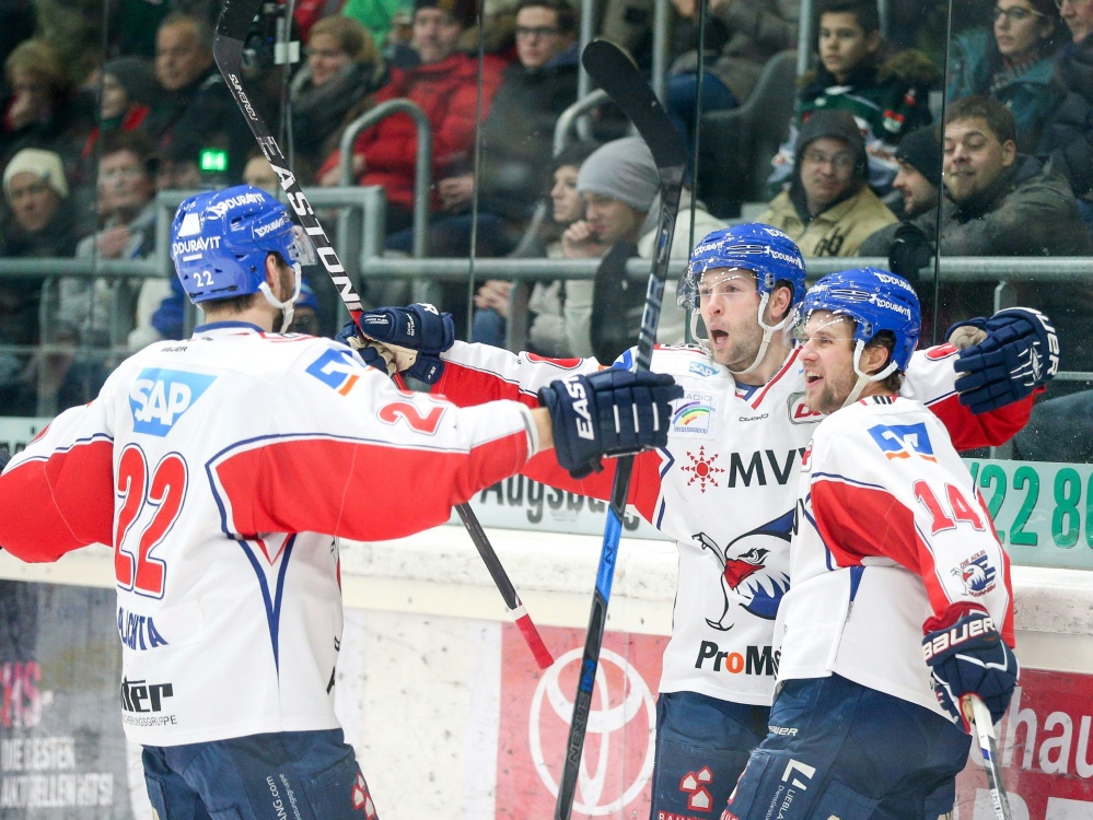 Matthias Plachta (l.) gelang ein Doppelpack