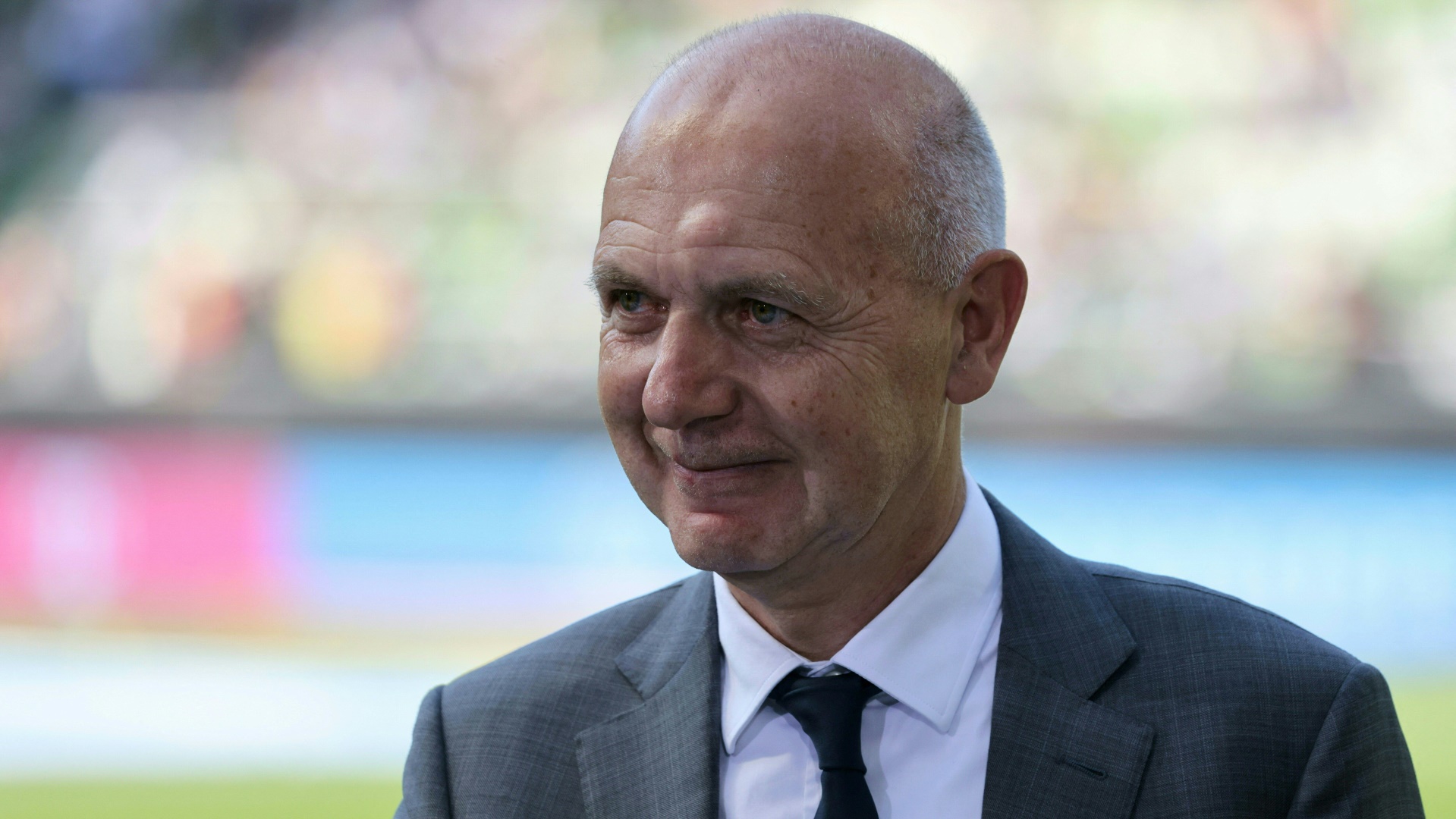 DFB-Präsident Bernd Neuendorf hofft auf den Zuschlag für die Frauen-WM 2027