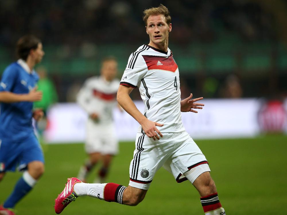 Benedikt Höwedes wird mit 26 ältester Feldspieler sein Benedikt Höwedes wird mit 26 ältester Feldspieler sein