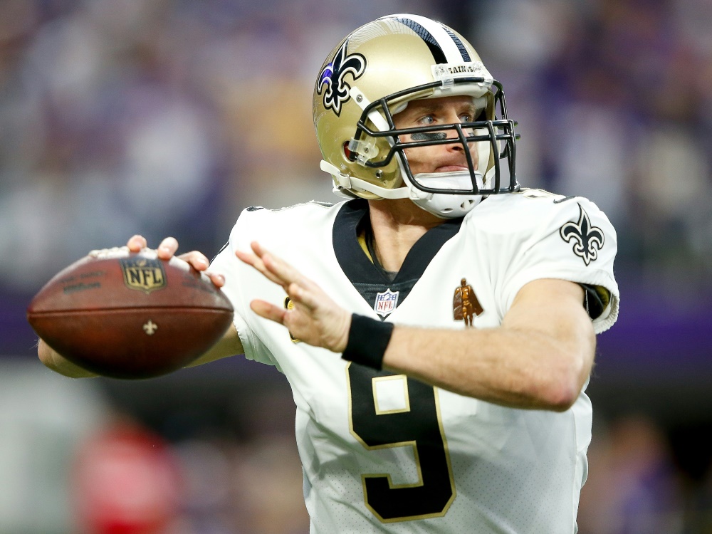 Drew Brees bleibt den Saints zwei weitere Jahre treu Drew Brees bleibt den Saints zwei weitere Jahre treu