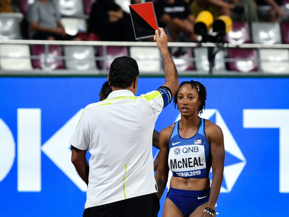 Brianna McNeal (r.) ist vorläufig suspendiert Brianna McNeal (r.) ist vorläufig suspendiert
