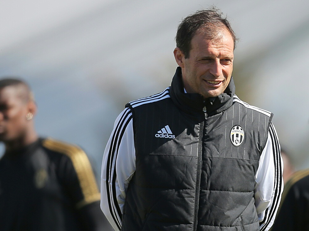 Massimiliano Allegri soll länger bei Juve bleiben Massimiliano Allegri soll länger bei Juve bleiben
