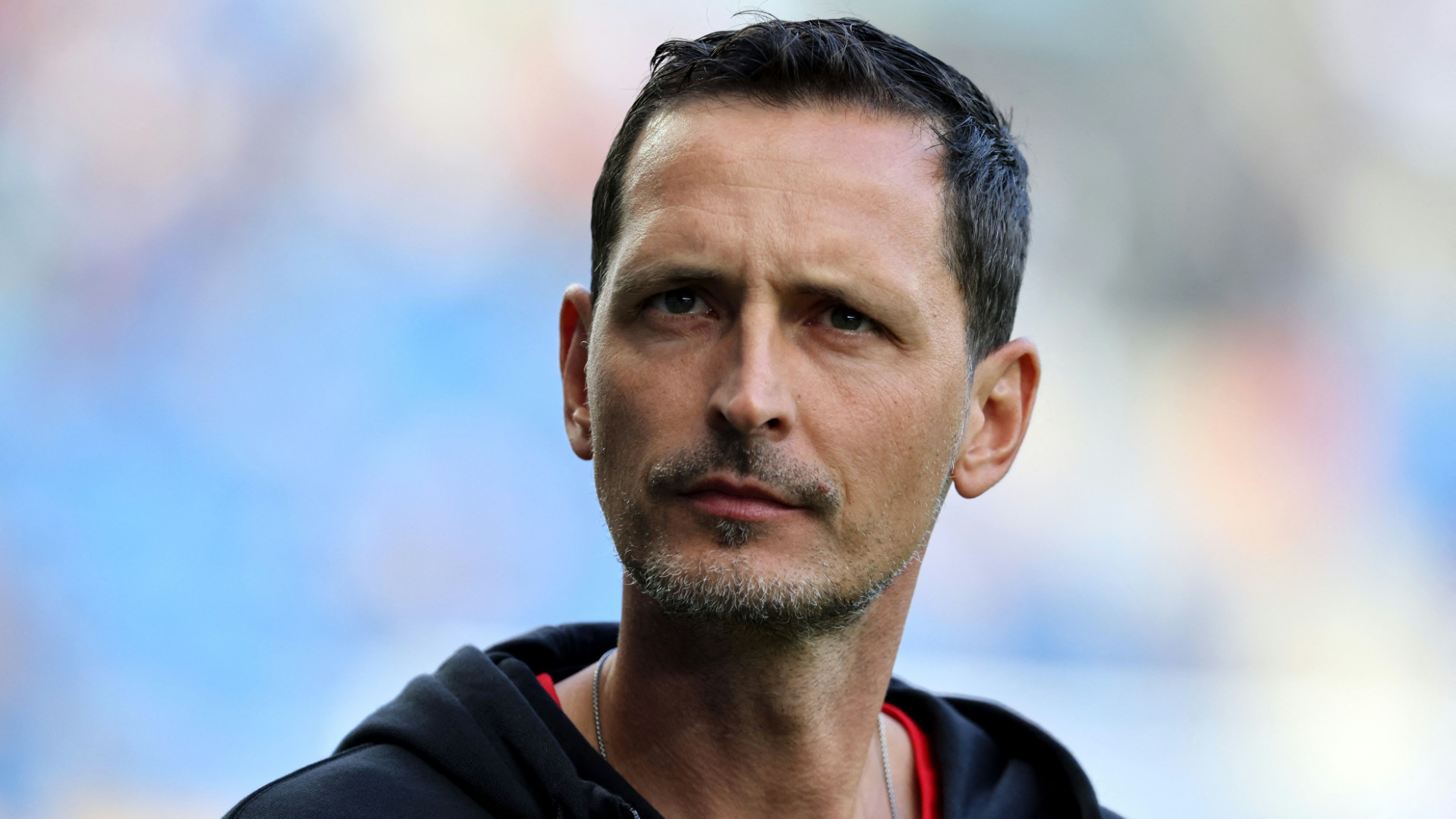 Eintracht Frankfurts Trainer Dino Toppmöller unterschätzt Viktoria Köln nicht