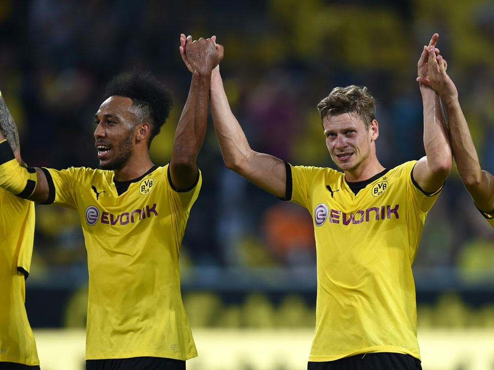 Pierre-Emerick Aubameyang (l.) und Łukasz Piszczek (r.) Pierre-Emerick Aubameyang (l.) und Łukasz Piszczek (r.)