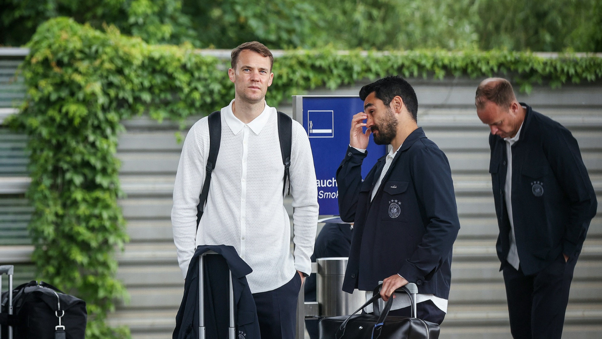 Manuel Neuer bei der Anreise nach Herzogenaurach Manuel Neuer bei der Anreise nach Herzogenaurach