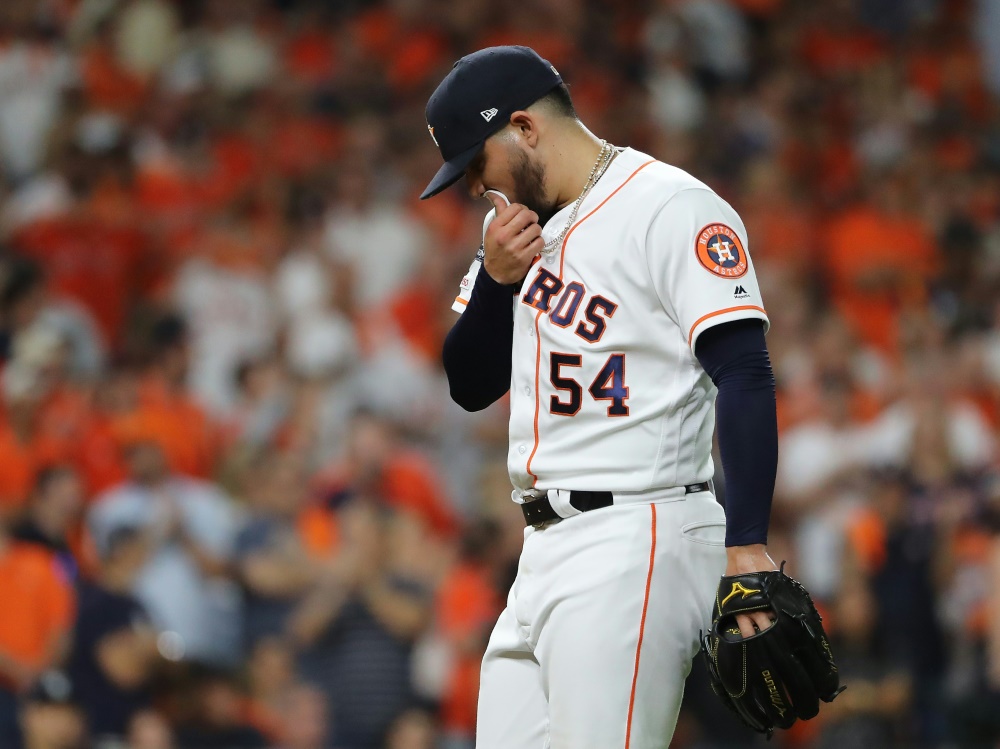 Roberto Osuna war wegen häuslicher Gewalt gesperrt Roberto Osuna war wegen häuslicher Gewalt gesperrt
