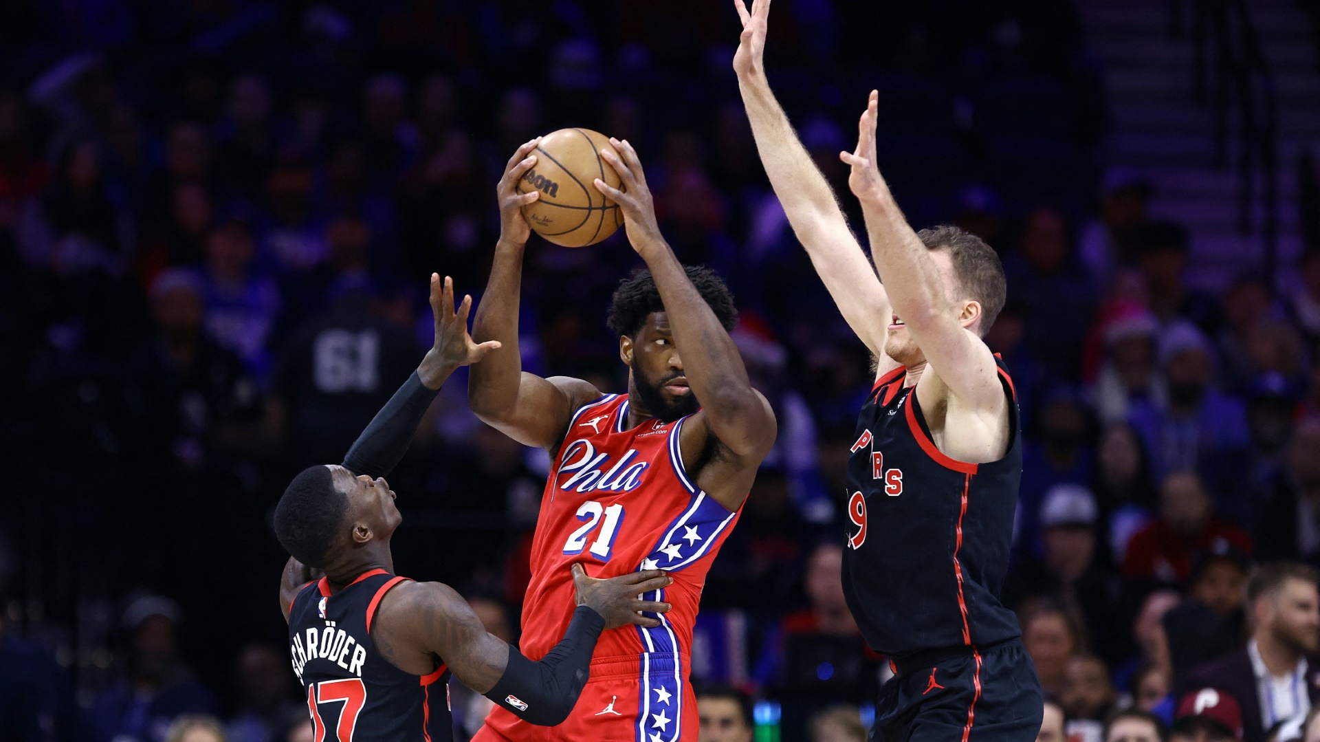 Auch Schröder kann Embiid nicht stoppen