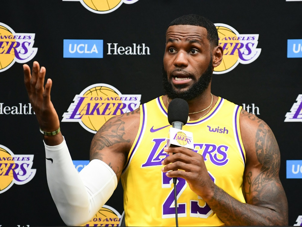 LeBron James trifft mit den Lakers in China auf die Nets LeBron James trifft mit den Lakers in China auf die Nets