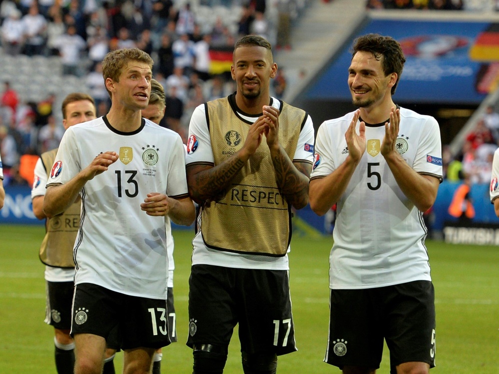 Fans bedanken sich bei Müller, Boateng und Hummels