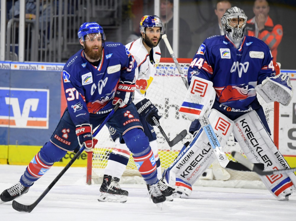 Eishockey Mega Strafe Fur Del Profi Von Adler Mannheim