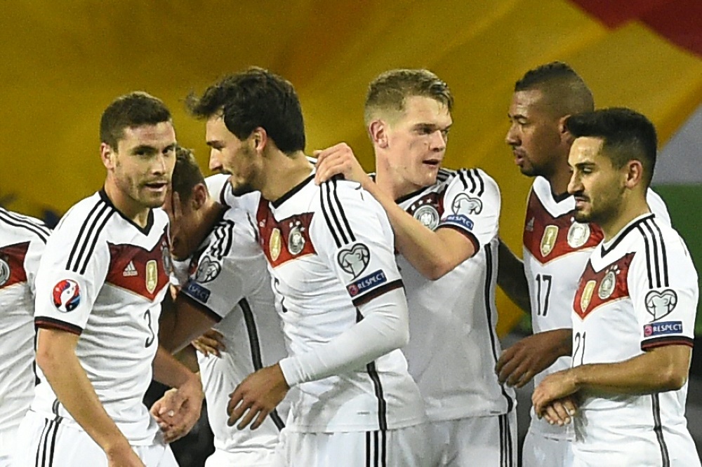 Deutschland qualifiziert sich für die EURO 2016