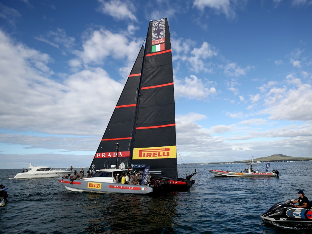 Kein Wind, keine Wettkämpfe beim America's Cup