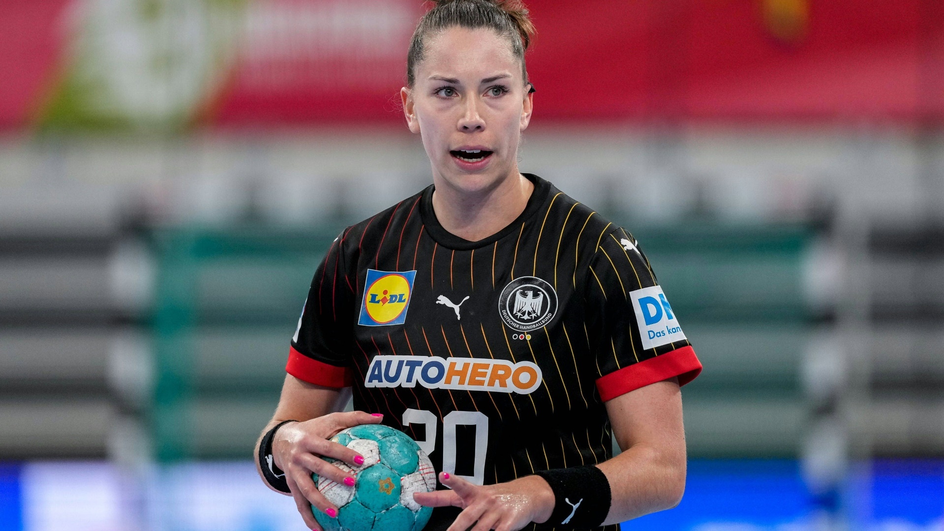 Emily Bölk sieht das Final Four um den DHB-Pokal der Männer nicht als Konkurrenzprogramm für die Olympia-Qualifikation Emily Bölk sieht das Final Four um den DHB-Pokal der Männer nicht als Konkurrenzprogramm für die Olympia-Qualifikation
