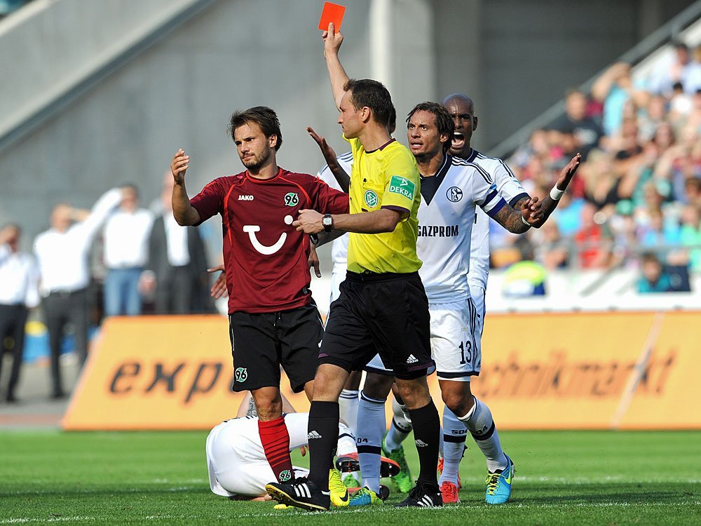 Szabolcs Huszti (l.) feht Hannover für drei Spiele