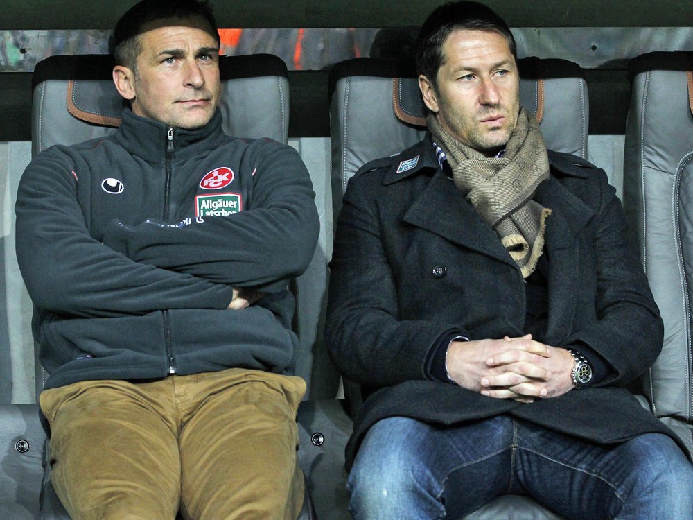 Kuntz (l.) und Foda (r.) stehen hinter Idrissou Kuntz (l.) und Foda (r.) stehen hinter Idrissou