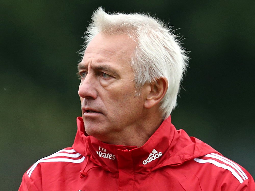 Bert van Marwijk steht vor seinem Heimdebüt Bert van Marwijk steht vor seinem Heimdebüt