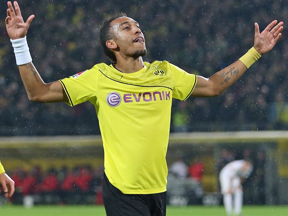 Pierre-Emerick Aubameyang erhält ein Fahrverbot Pierre-Emerick Aubameyang erhält ein Fahrverbot