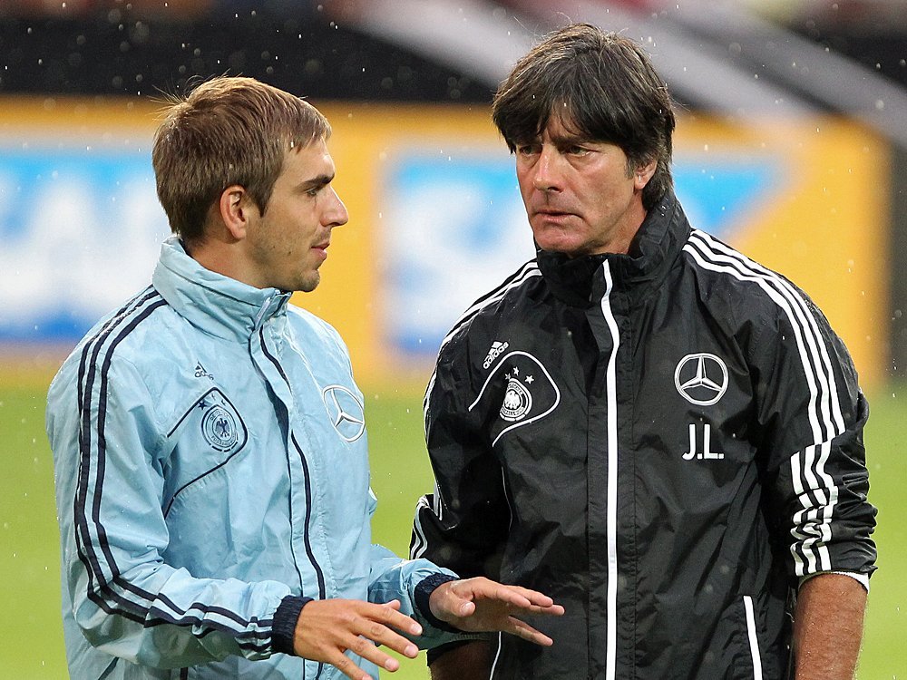 Lahm lobt seinen Chef Löw überschwänglich Lahm lobt seinen Chef Löw überschwänglich