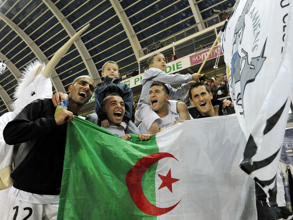 Todesfälle: Algeriens WM-Quali übeschattet