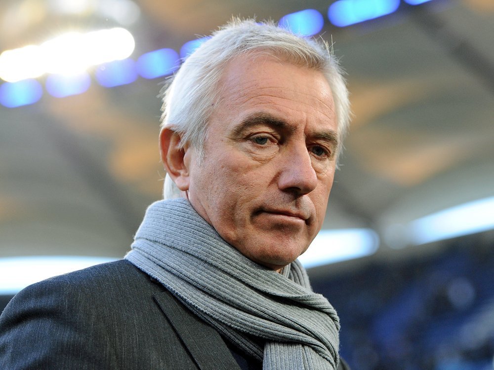 Bert van Marwijk übt Kritik an WM 2022 in Katar Bert van Marwijk übt Kritik an WM 2022 in Katar