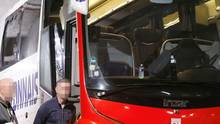 Der Mannschaftsbus von Olympique Lyon war attackiert worden