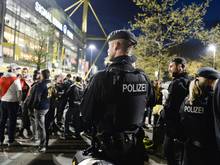 Polizei Dortmund stellt 21 Strafanzeigen rund um das BVB-Spiel gegen den HSV