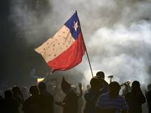 Wegen Unruhen: Meisterschaft in Chile erneut ausgesetzt