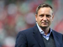 Horst Heldt freut sich auf das Derby gegen Dortmund