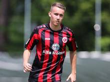 Waldschmidt erhält Profivertrag bei Eintracht Frankfurt