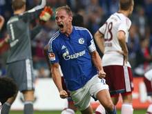 Weltmeister Benedikt Höwedes trifft für Schalke 04