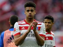 Josha Vagnoman bleibt dem HSV treu