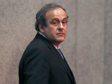 Platini droht eine lebenslange Sperre
