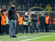 Die Weiterbeschäftigung beim BVB ist für Peter Stöger aktuell ungewiss.