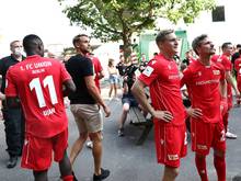 Ujah (l.) und Kroos verhalfen Bremen in die Relegation