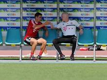Bayern-Kapitän Philipp Lahm (l.) und Matthias Sammer