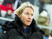Martina Voss-Tecklenburg hält sich weiter bedeckt