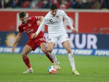 Igor Matanovic (r.) vom FC St. Pauli positiv auf Corona getestet