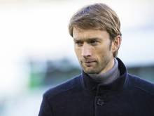 Ein Saisonabbruch ist für Simon Rolfes keine Option